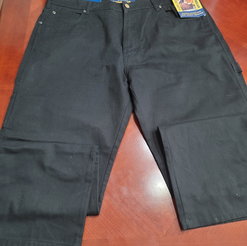 Men's black cargo pants 38x32